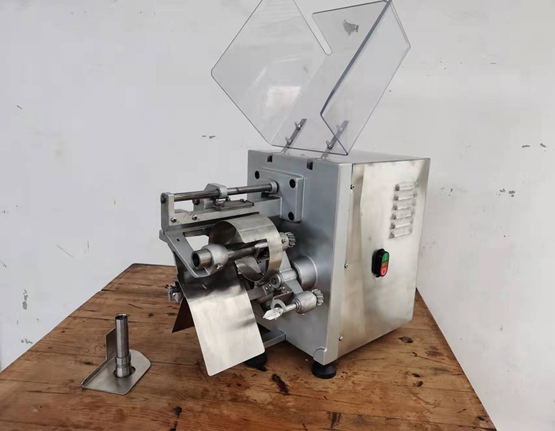 apple peeling and cutting machine 1 apple peeling and cutting machine 1